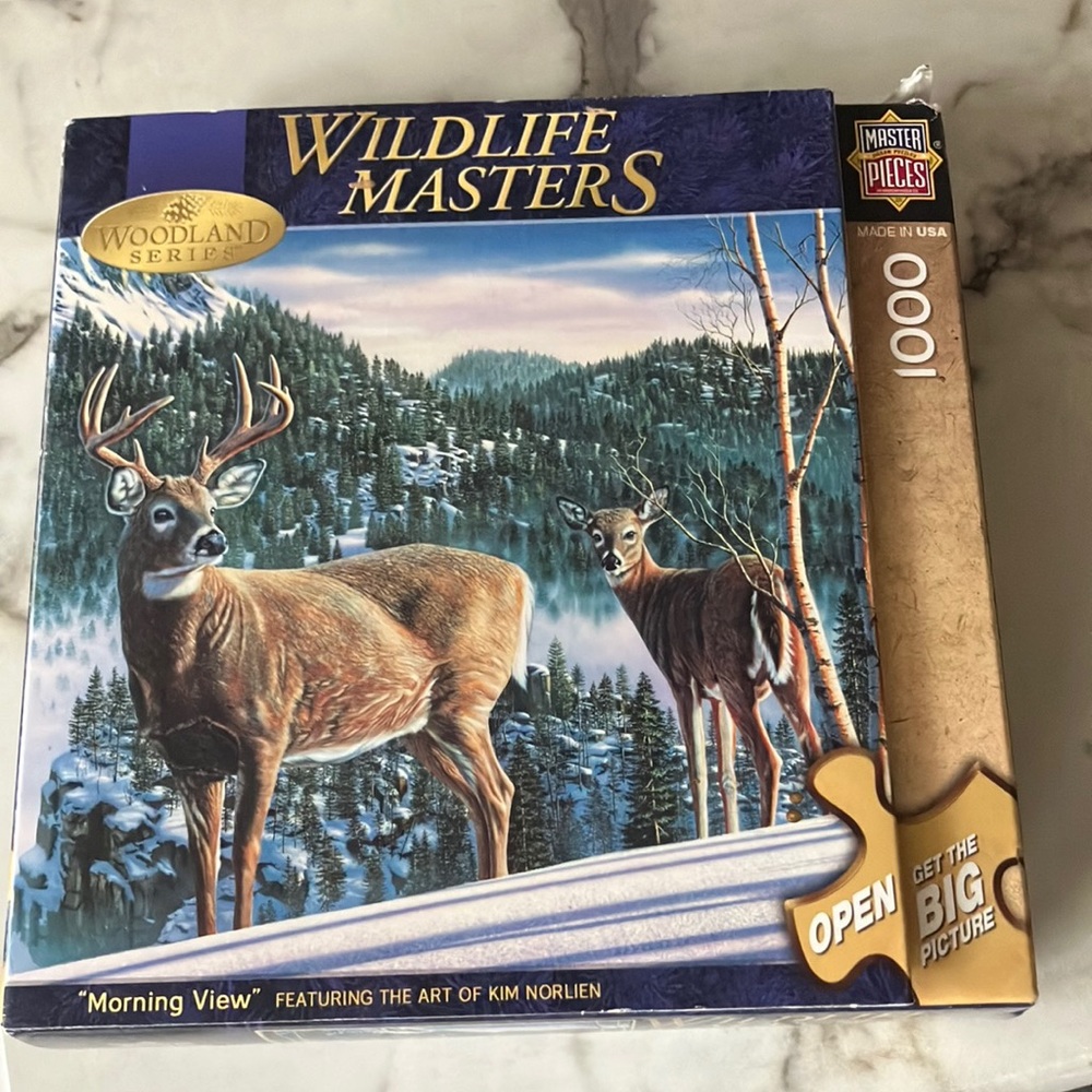 “Morning View” Whitetail Deer Winter Scene 1000 Piece Puzzle Wildlife Masters